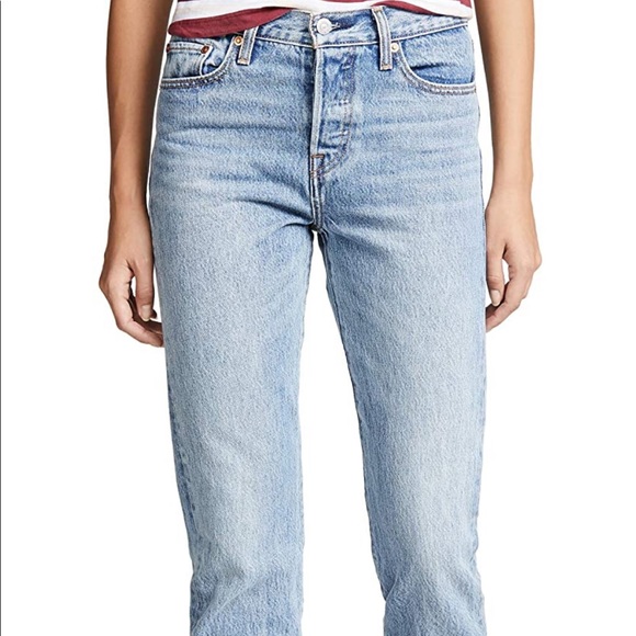 Levi Wedgie Icon Fit Jeans - Picture 2 of 2